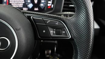 Audi A1 SPORTBACK TFSI S LINE