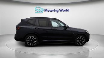 BMW iX3 M SPORT