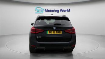 BMW iX3 PREMIER EDITION PRO