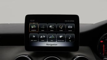 Mercedes-Benz GLA GLA 180 URBAN EDITION