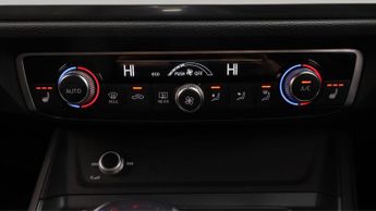 Audi Q3 SPORTBACK TFSI S LINE BLACK EDITION