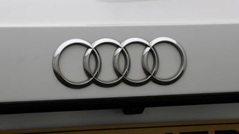 Audi A4 Avant AVANT TDI S LINE BLACK EDITION