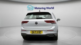 Volkswagen Golf STYLE TDI DSG