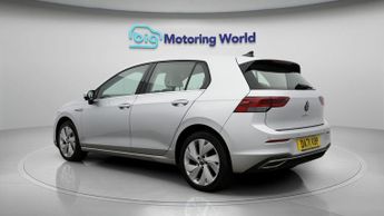 Volkswagen Golf STYLE TDI DSG