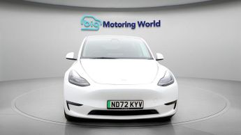 Tesla Model Y LONG RANGE AWD