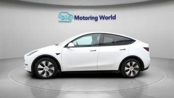 Tesla Model Y LONG RANGE AWD