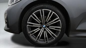 BMW 3 Series 320I XDRIVE M SPORT
