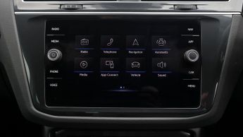 Volkswagen Tiguan LIFE TSI DSG