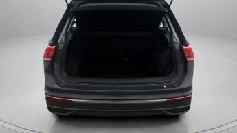 Volkswagen Tiguan LIFE TSI DSG