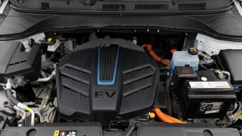 Hyundai KONA PREMIUM SE