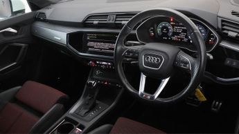 Audi Q3 TFSI E S LINE