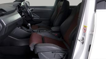 Audi Q3 TFSI E S LINE