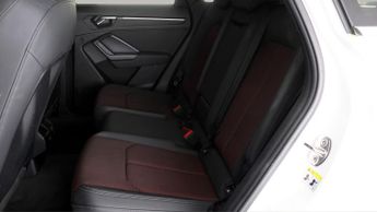 Audi Q3 TFSI E S LINE