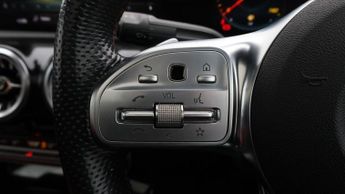 Mercedes-Benz CLA CLA 180 AMG LINE PREMIUM PLUS