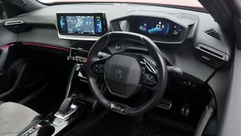 Peugeot E-2008 GT PREMIUM