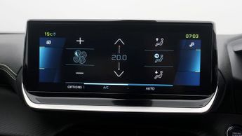 Peugeot E-2008 GT PREMIUM