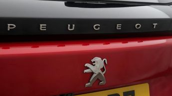 Peugeot E-2008 GT PREMIUM