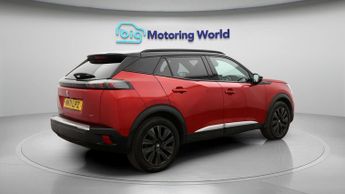 Peugeot E-2008 GT PREMIUM