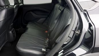 Ford Mustang Mach-E BASE