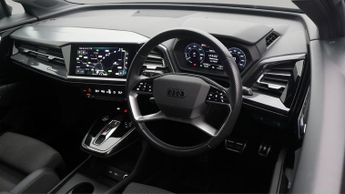 Audi Q4 e-tron S LINE