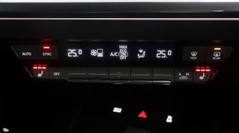 Audi Q4 e-tron S LINE