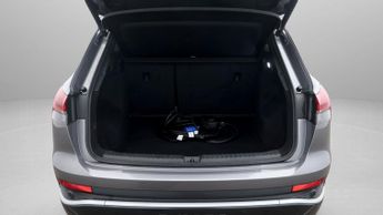 Audi Q4 e-tron S LINE