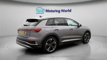 Audi Q4 e-tron S LINE