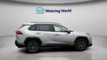 Toyota RAV4 VVT-I DESIGN