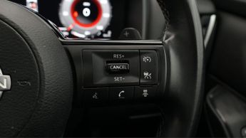 Nissan Qashqai DIG-T N-CONNECTA DCT