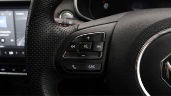 MG MG ZS TROPHY CONNECT