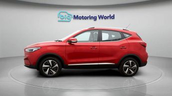 MG MG ZS TROPHY CONNECT