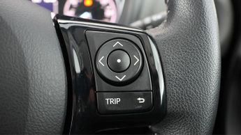 Toyota Yaris VVT-I ICON TECH