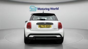 MINI Hatch COOPER EXCLUSIVE