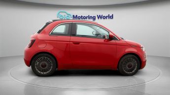 Fiat 500e C RED