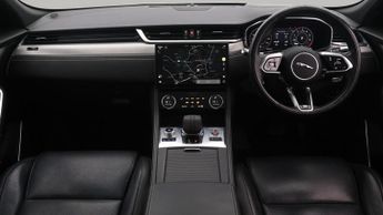 Jaguar F-PACE R-DYNAMIC SE