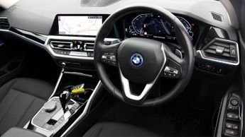 BMW 3 Series 330E SE PRO