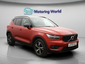 Volvo XC40 B4 R-DESIGN