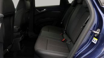 Audi Q4 e-tron S LINE