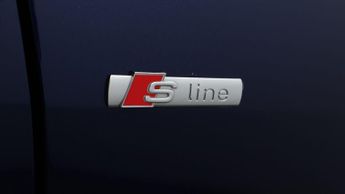 Audi Q4 e-tron S LINE