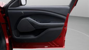 Ford Mustang Mach-E BASE