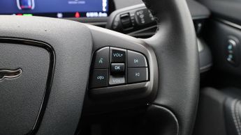 Ford Mustang Mach-E BASE