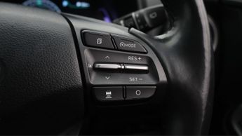 Hyundai KONA PREMIUM SE