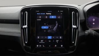 Volvo XC40 RECHARGE PLUS TWIN AWD