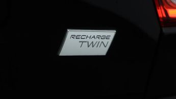Volvo XC40 RECHARGE PLUS TWIN AWD