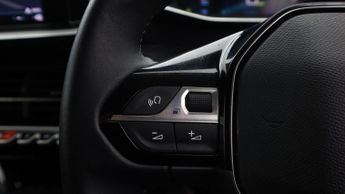 Peugeot E-208 ALLURE PREMIUM PLUS