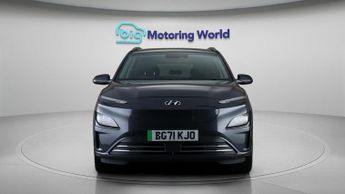 Hyundai KONA PREMIUM