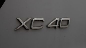 Volvo XC40 T3 R-DESIGN PRO