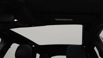 Land Rover Discovery Sport R-DYNAMIC HSE