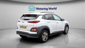 Hyundai KONA PREMIUM SE