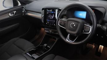 Volvo XC40 RECHARGE PLUS TWIN AWD